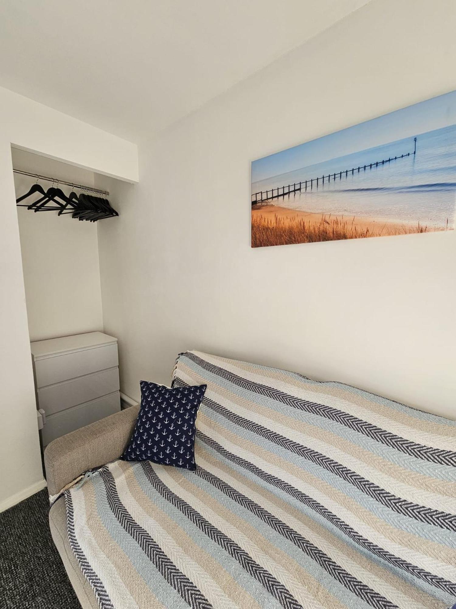 Apartment The Nautical Nook *